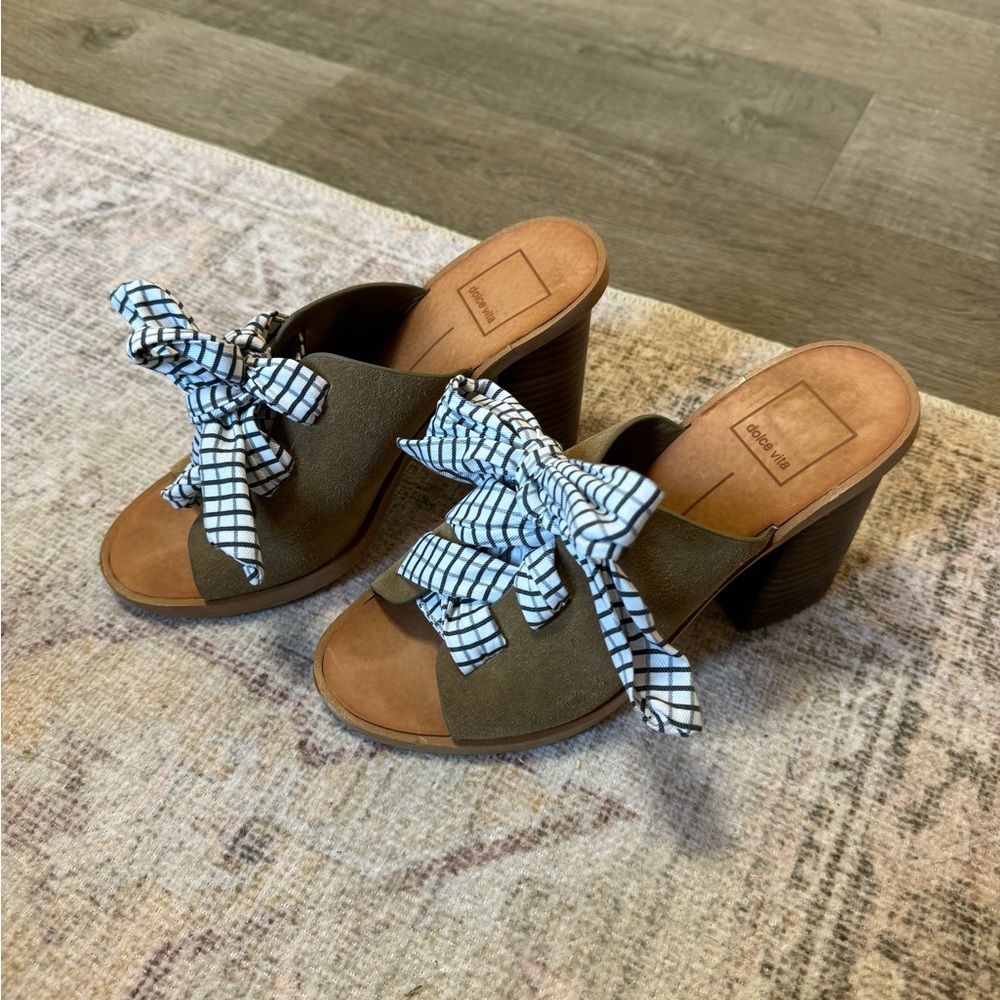 Dolce Vita heeled sandals